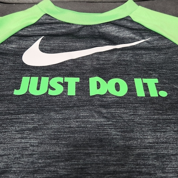 Nike Dri-FIT Just Do It T-Shirt - Picture 3 of 6